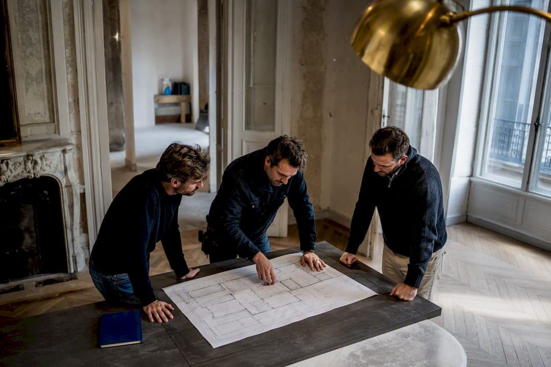Tenez vos délais : réunions de chantier en France, convocation 48 h